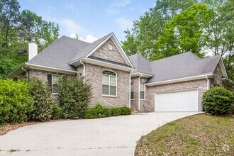 Building Photo - 35 Goldfinch Dr
