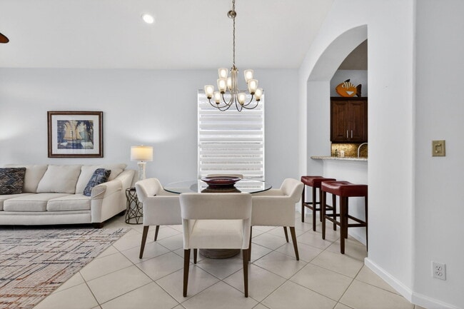 Building Photo - 7116 Cataluna Cir