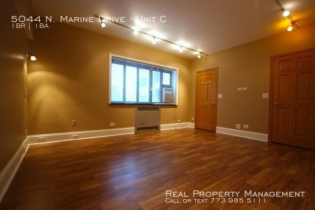 Building Photo - 5044 N Marine Dr
