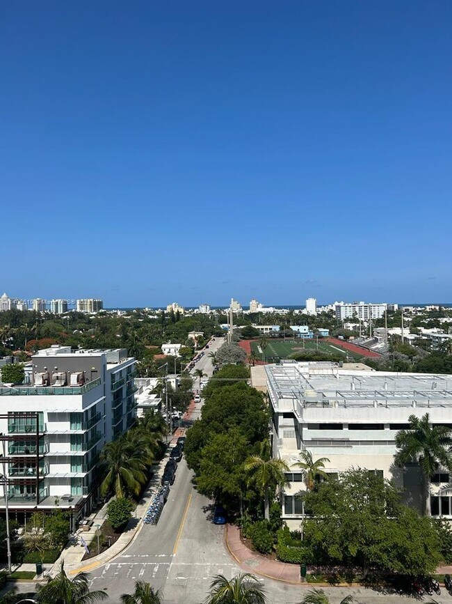 Foto del edificio - 1200 West Ave