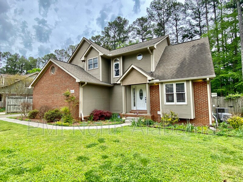 Primary Photo - 1834 Shellbrook Dr NW