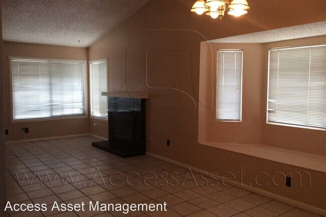Building Photo - 3 br, 2 bath House - 7182 Bradford St.