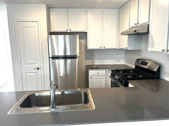 Foto del edificio - 10106 Ana Hts