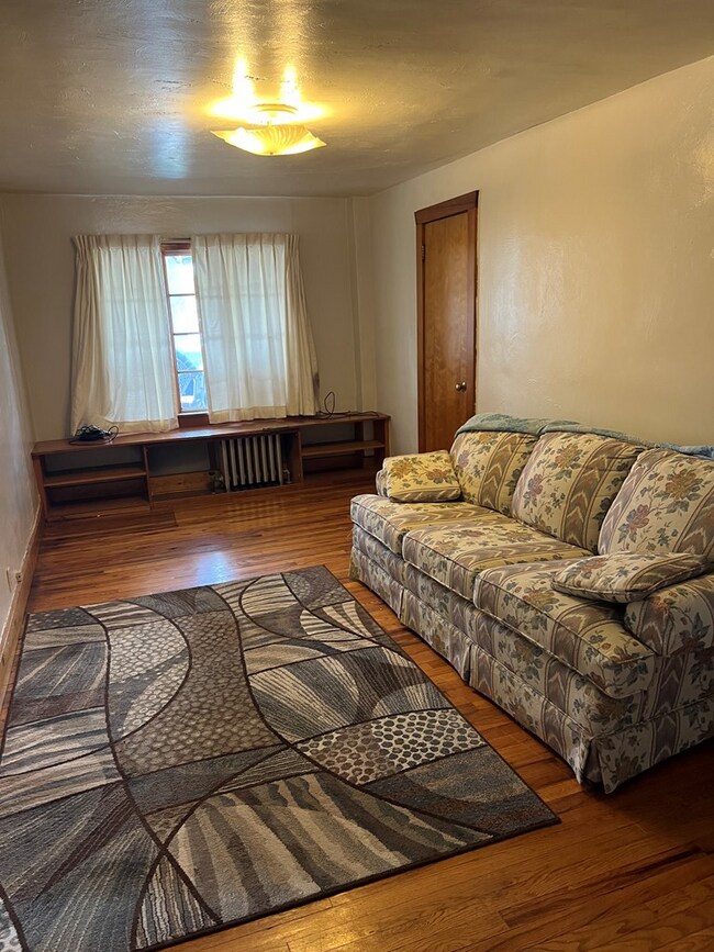 Foto del edificio - 2232 N Williamson Rd