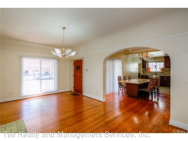 Foto del edificio - 1908 Edgewood Dr