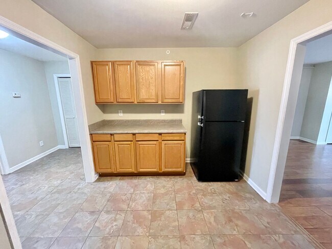Foto del edificio - Nice 1 bedroom 1 bath apartment! Location,...
