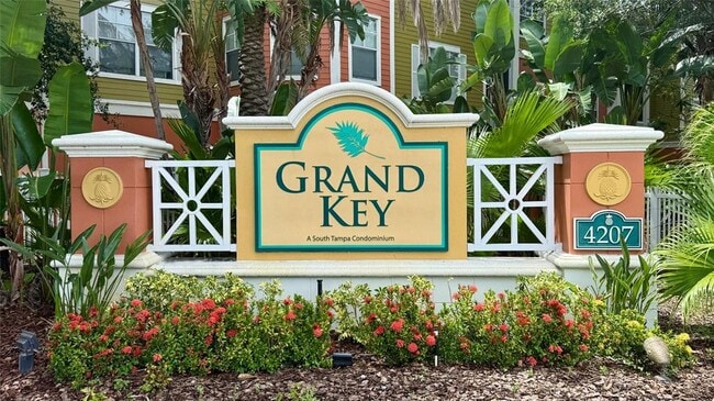 Building Photo - 4207 S Dale Mabry Hwy