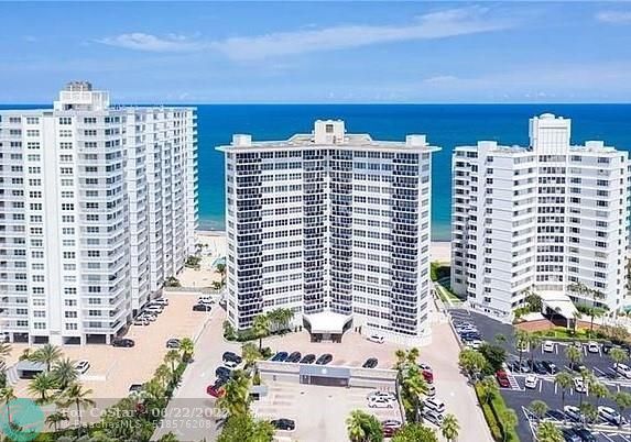 Foto principal - 3700 Galt Ocean Dr