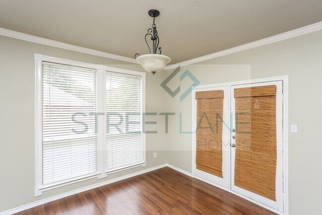 Foto del edificio - REDUCED!