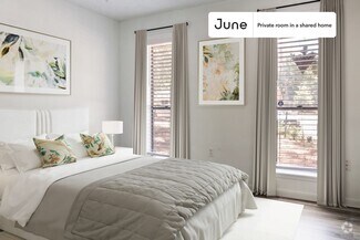 Building Photo - Private bedroom in 4 bed/1 bath Home