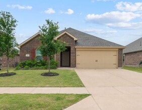 Building Photo - 503 Willow View Way