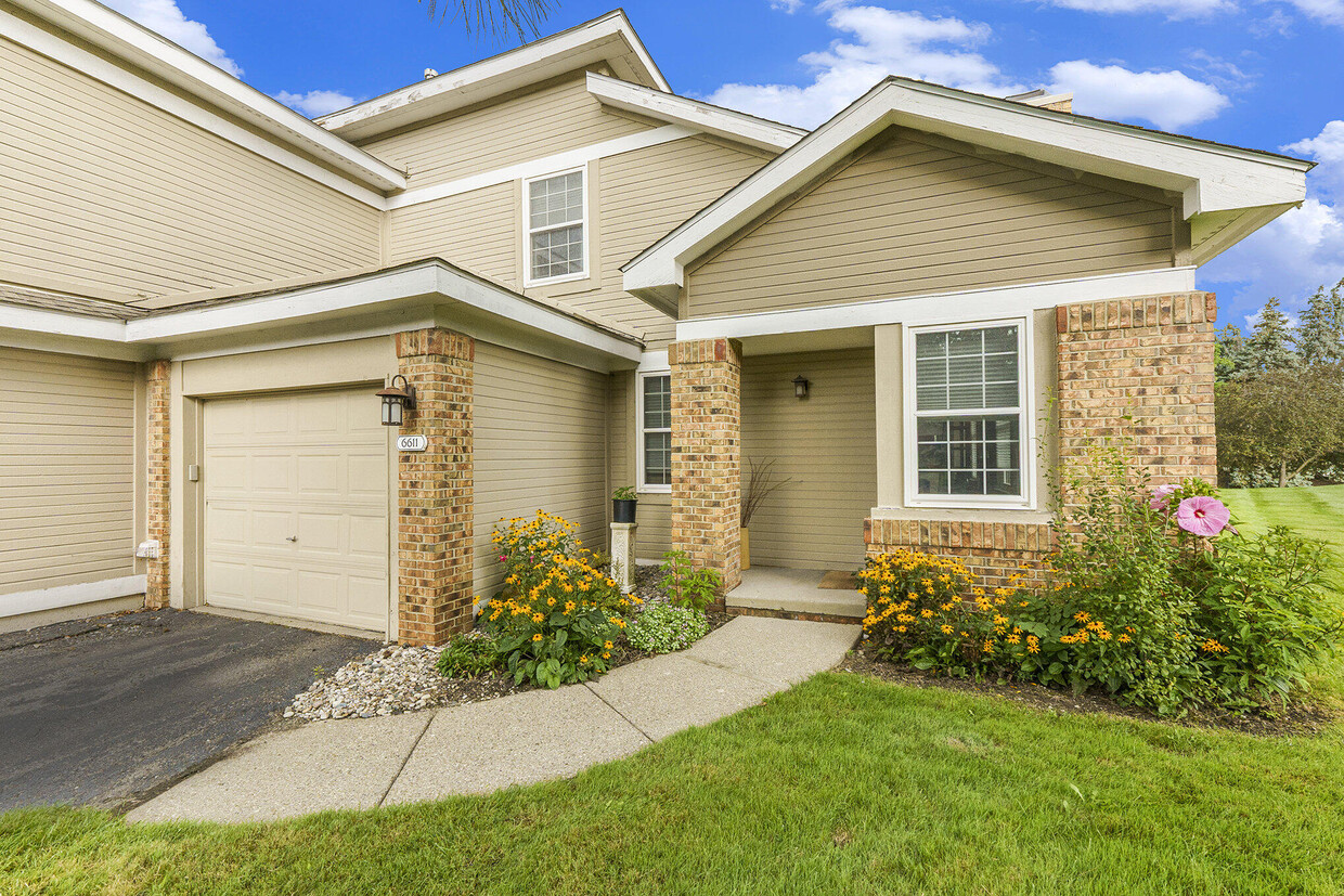 Foto principal - 6611 Chimney Sweep Ct