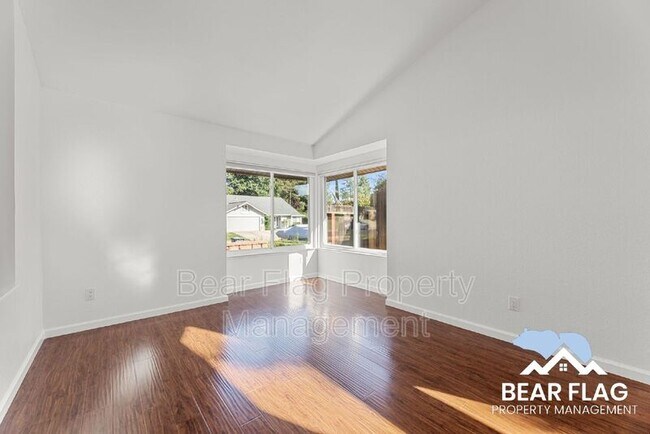 Foto del edificio - 136 Rambling Dr