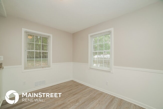 Building Photo - 436 Voyles Dr