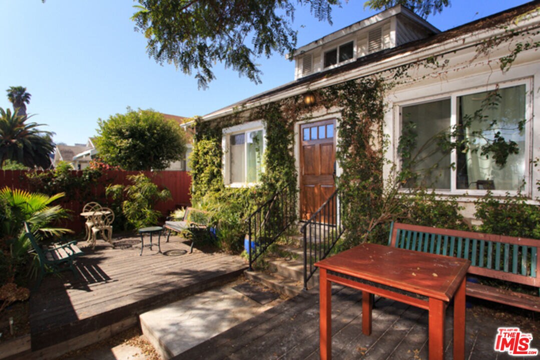 Foto principal - 547 Brooks Ave