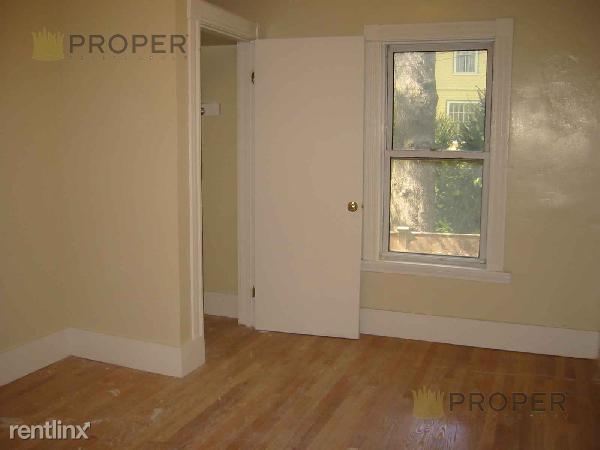Primary Photo - 125 Brook St