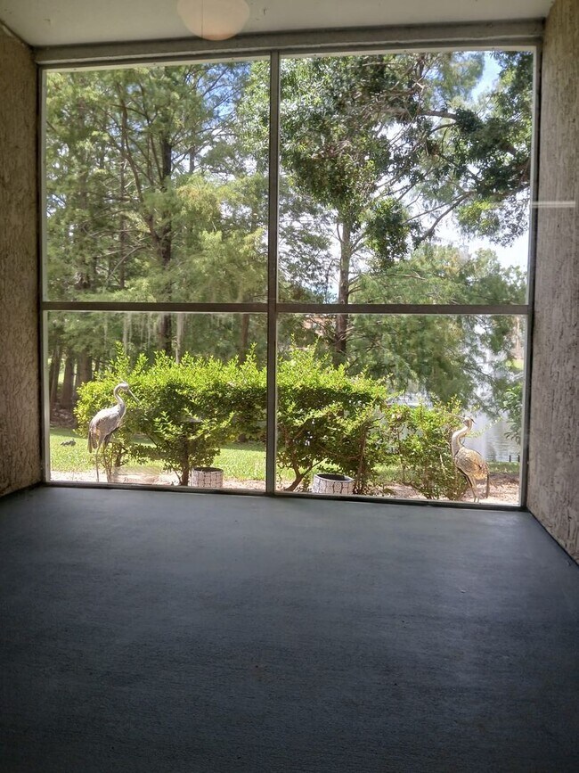 Building Photo - 2 bedroom  2 Bathroom in Orlando