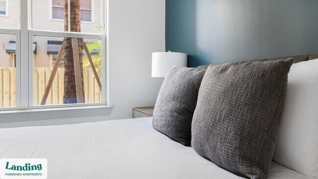 Foto del edificio - 1148 N Main St