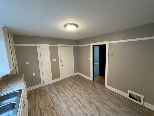 Foto del edificio - 2521 W Hadley St
