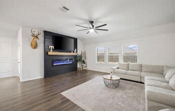 Building Photo - 132 Whitetail Wy