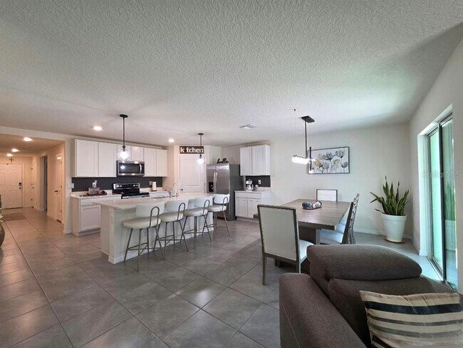 Building Photo - 4446 Bayridge Ct