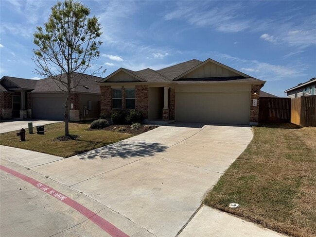 Building Photo - 660 Xanadu Dr