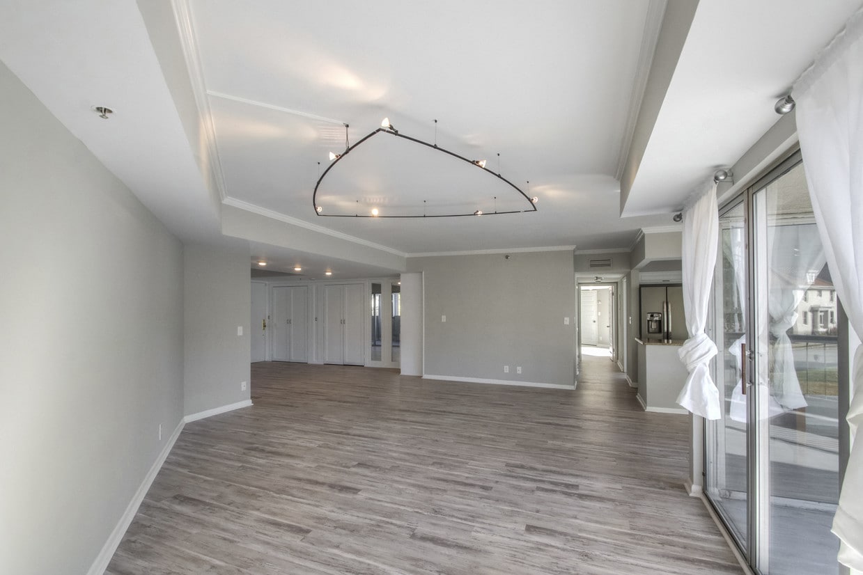 living room/sitting room - 900 19th Ave S