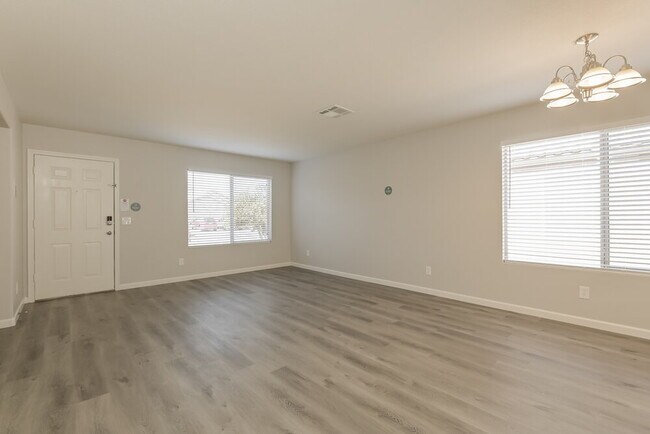 Building Photo - 4109 W Cactus Wren Dr