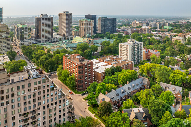 Aerial Photo - 9T3 Apartments