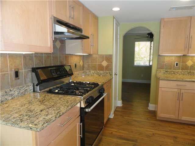 Foto del edificio - 4704 White Elm Ct