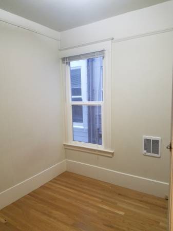 Building Photo - 2248 Fulton St