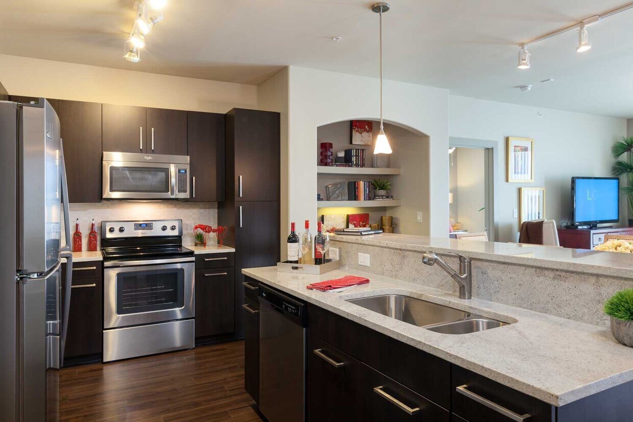 Foto principal - Modern Luxury in Montrose 1/1
