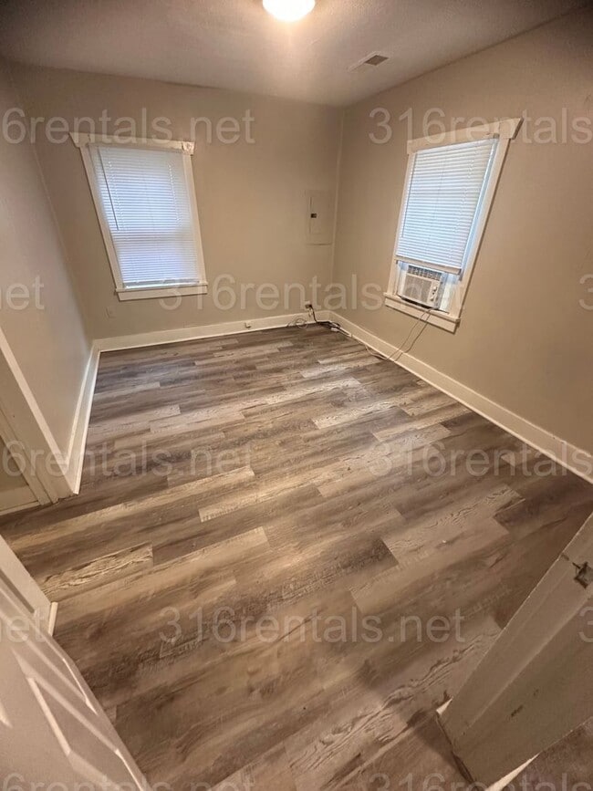 Foto del edificio - $750 - 2 bedroom / 1 bathroom - Single Fam...