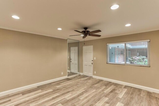 Foto del edificio - 91 Rumson Rd NE