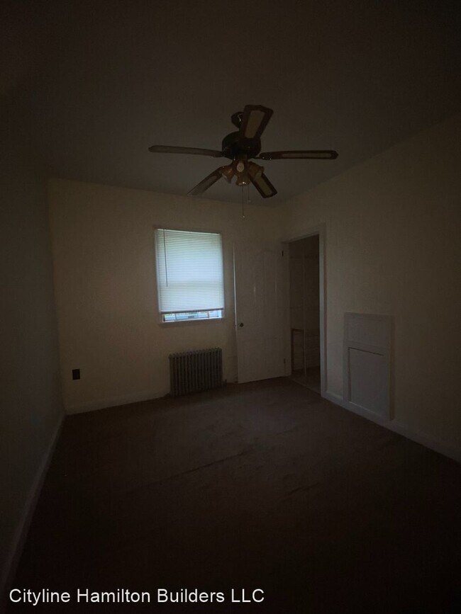 Building Photo - 2 br, 1 bath Apartment - 2206 Main St