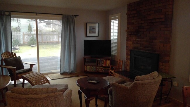 Building Photo - Cottage in the heart of Gearhart