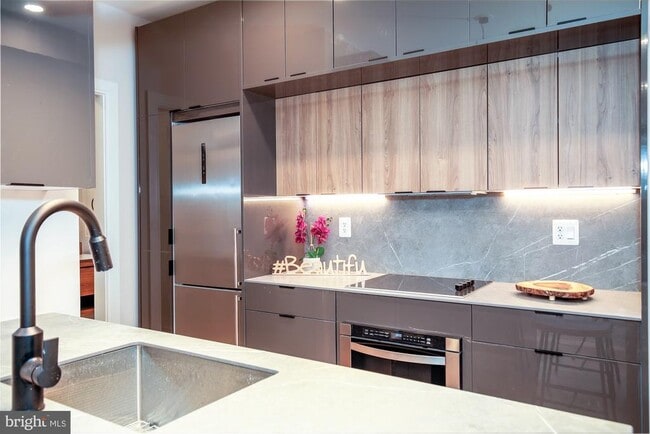 Foto del edificio - 1133 5th St NW