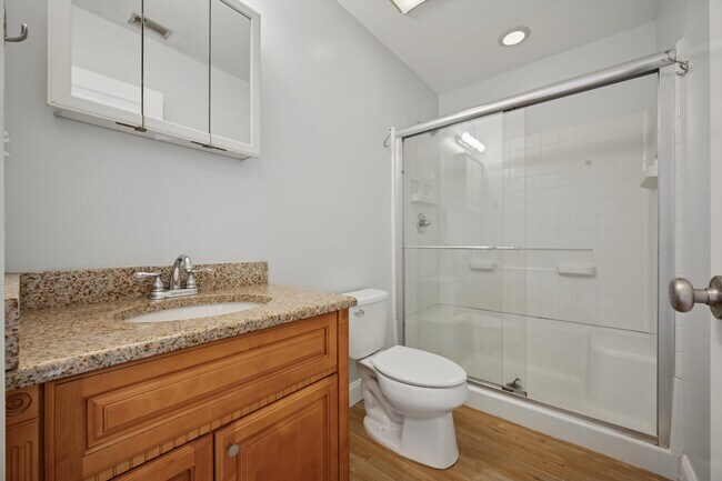 Foto del edificio - 1856 N 17th St