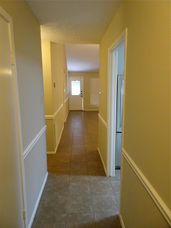 Building Photo - 2426 Autumn Springs Ln