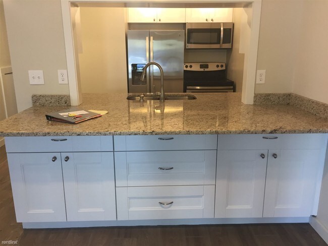 Foto del edificio - 3 br, 2 bath Townhome - 219 Lora Street