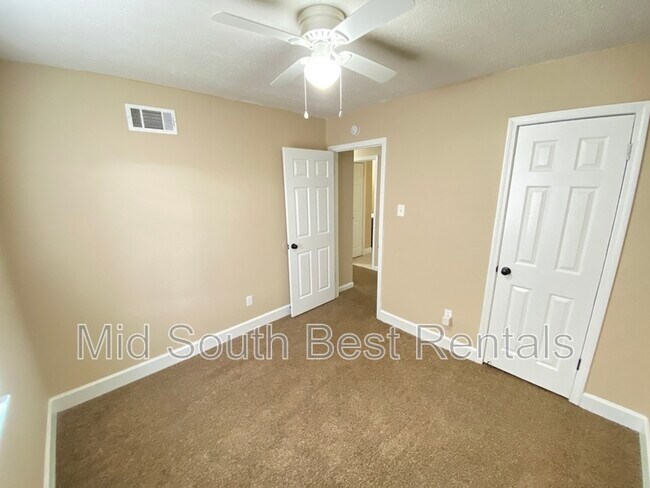 Building Photo - 5390 Beaverton Dr