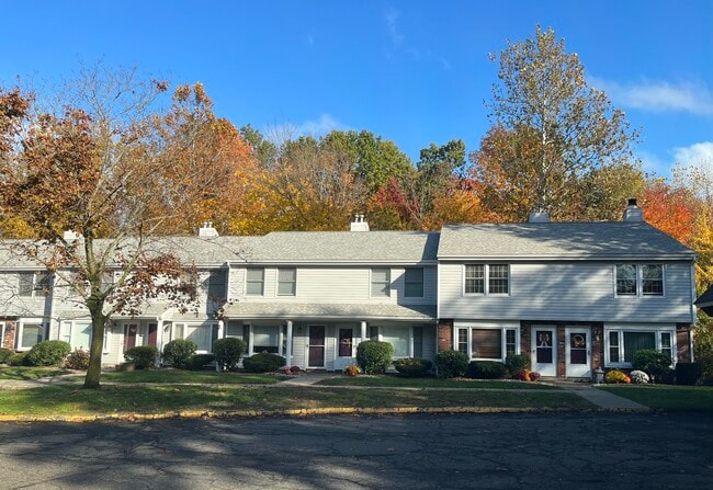 Building Photo - 74 Concord Dr