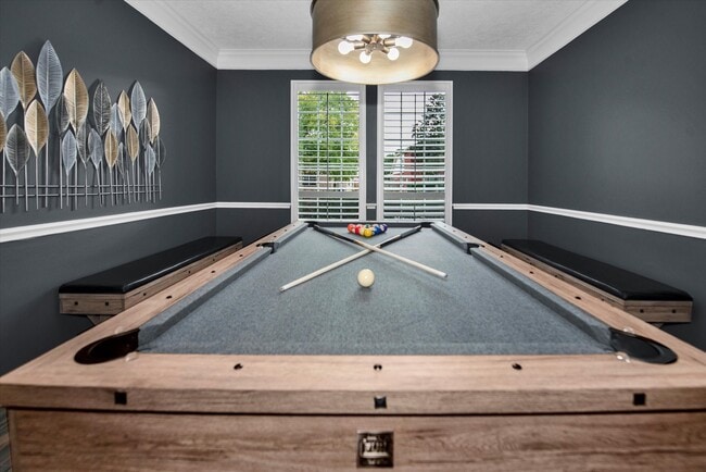 Building Photo - 8219 Shoregrove Dr