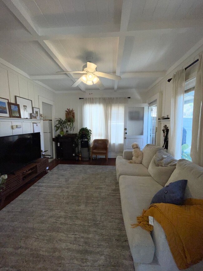Foto del edificio - 4311-4315 Maryland Street (Shavdia / Shah)