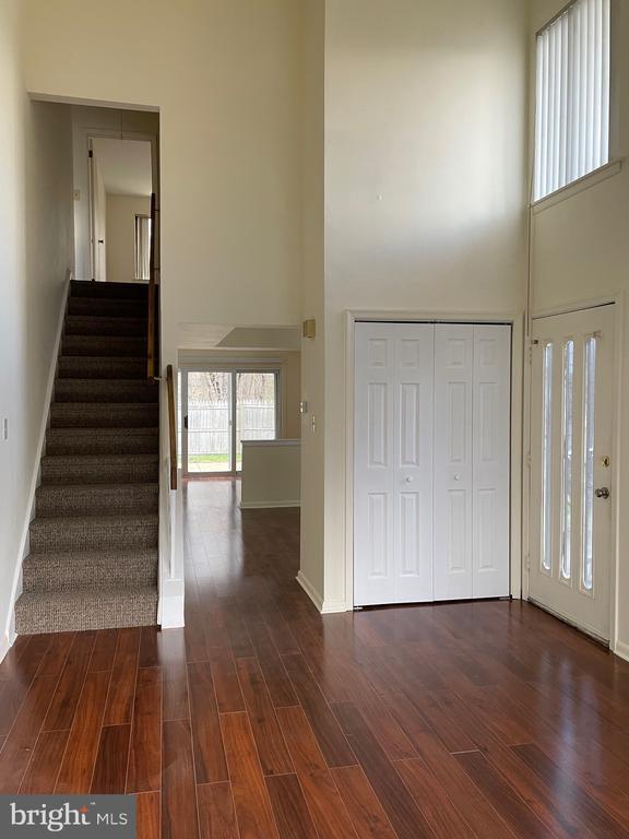 Building Photo - 51 Peregrine Dr