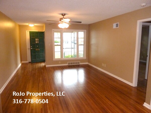 Foto del edificio - 1741 S Windsor Rd