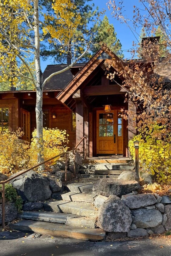 Primary Photo - Luxury Lahontan Rental – Serene Forest Set...