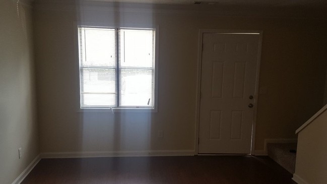 Building Photo - 5016 Top Cat Ct