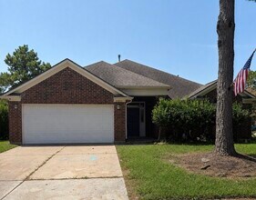 Building Photo - 20315 Aspenwilde Dr