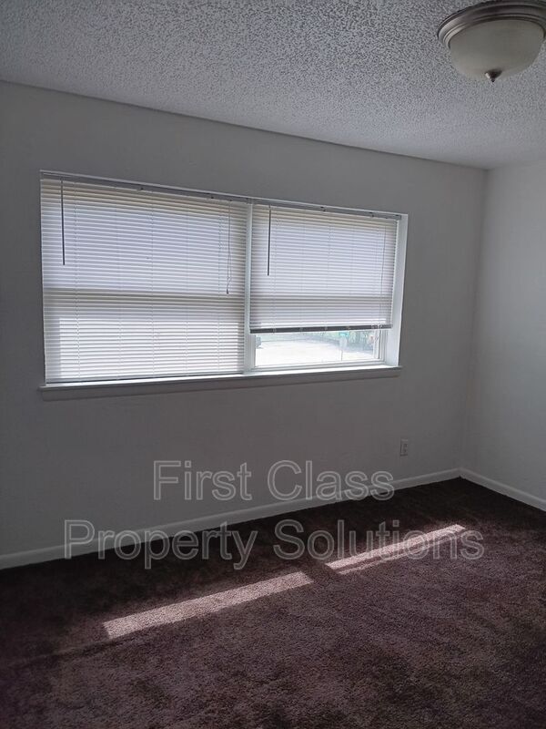 Foto del edificio - 1731 NW 32nd St